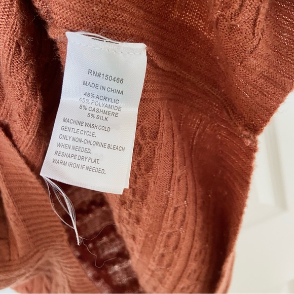 Market & Spruce Cable Knit Dolman Sweater - Picture 8 of 13